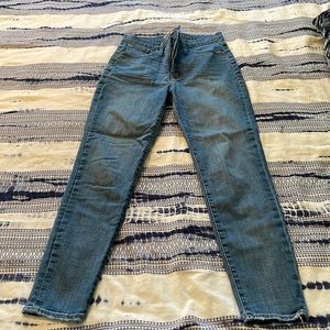 Madewell 11” High Rise Skinny jeans